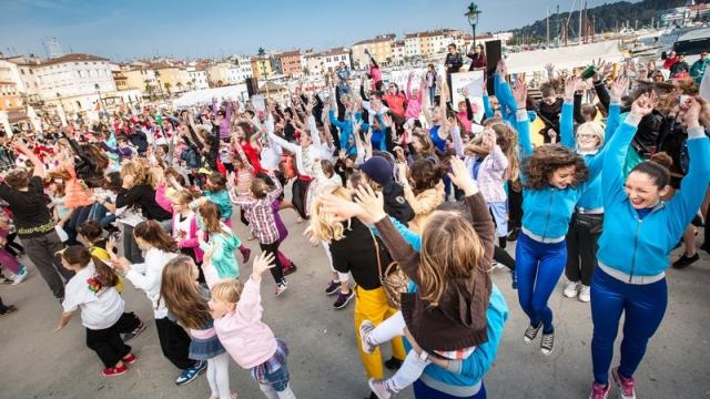 Popolana - Mit Sport von den Straßen und Plätzen in die Natur und den Tourismus