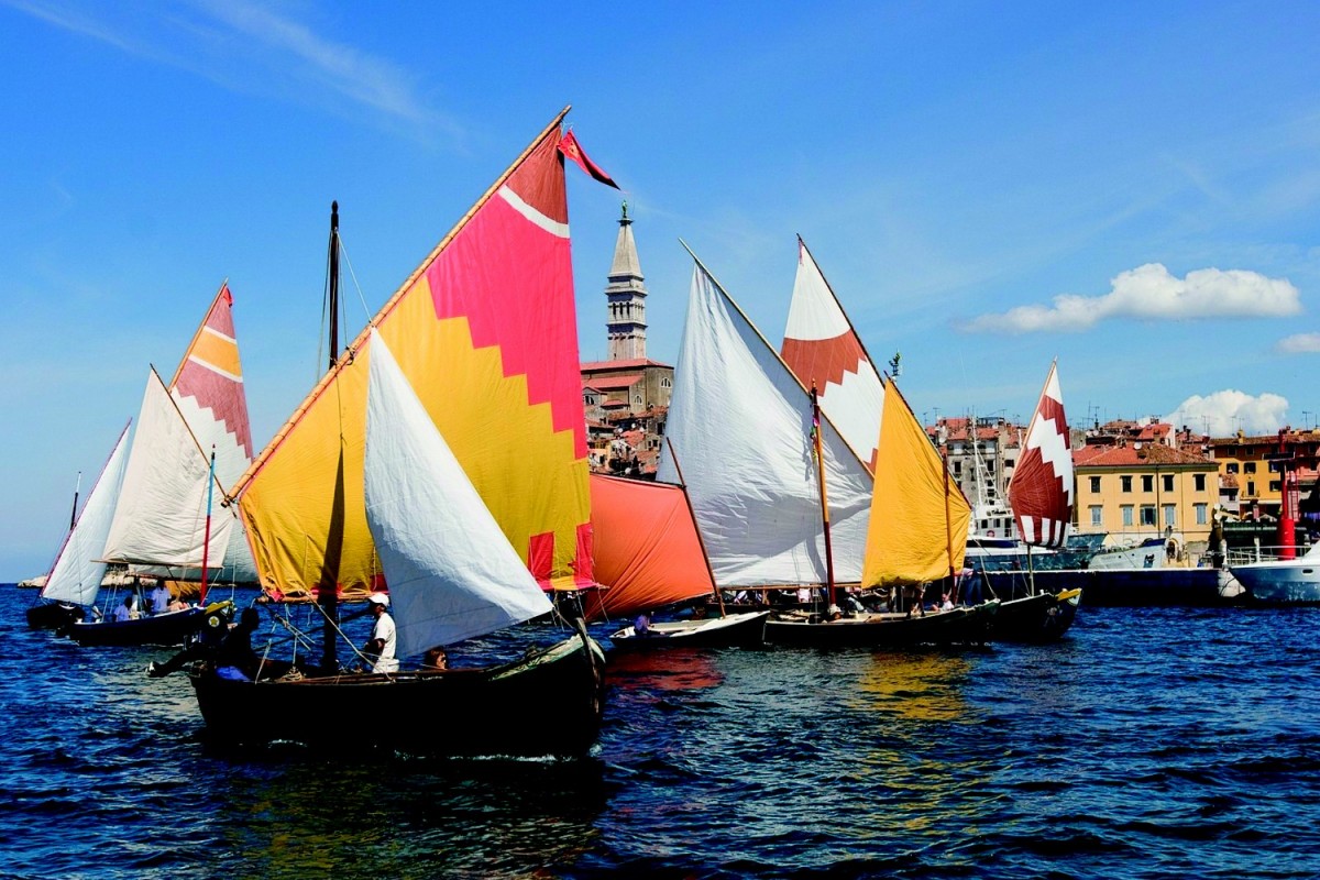 Rovinjska regata tradicijskih plovila s oglavnim i latinskim jedrom