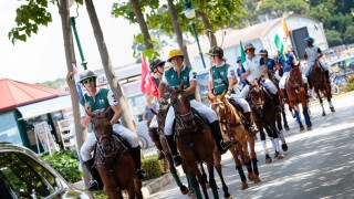 Locals of Rovinj are delighted by Polo-Parade 