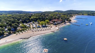 Strand im Camp Val Saline