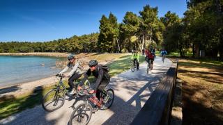 Weekend Bike and Gourmet Tour: spring