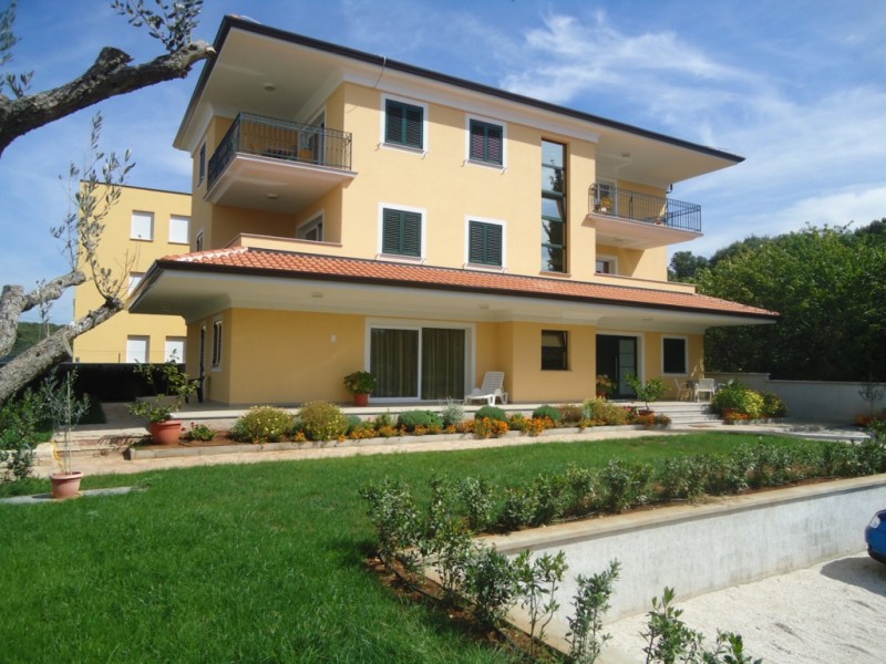 Villa Ema