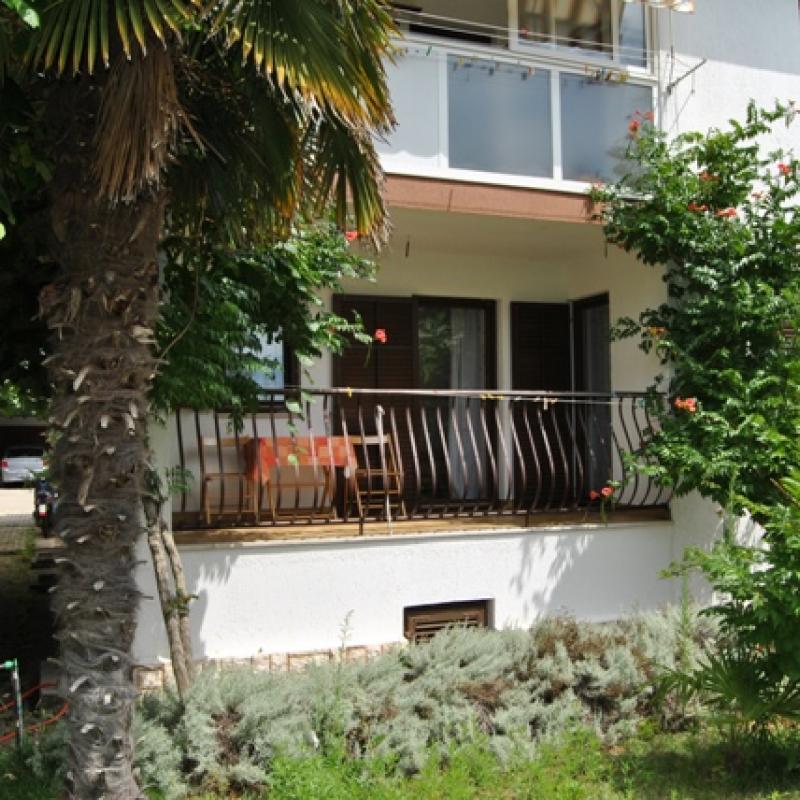 Apartmani Niki (Croatian)