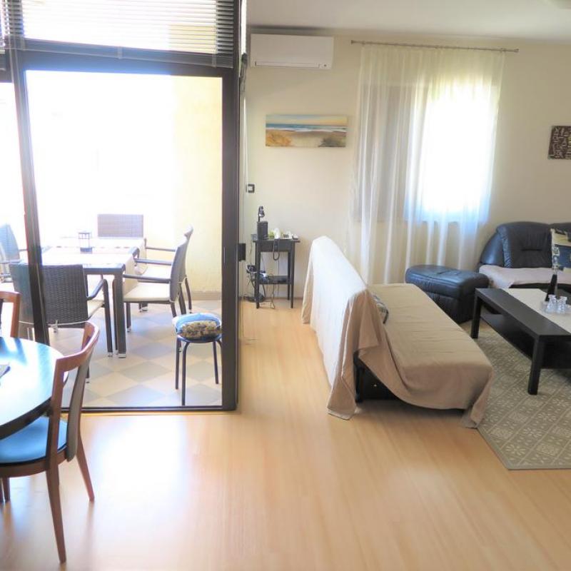 Apartman Lara (Croatian)