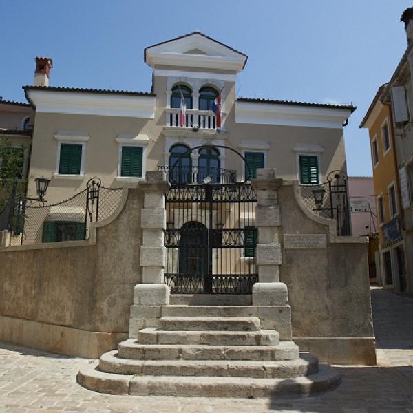 Streets and buildings