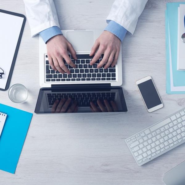 Toeristenkliniek opent deuren